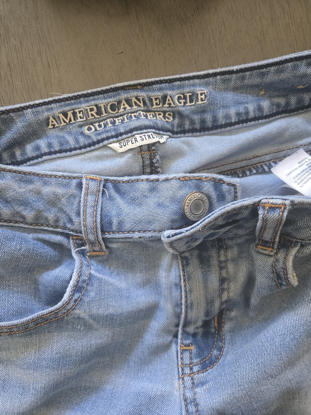 American Eagle Outfitters Women's Light Blue High-Rise Super Stretch Jeans